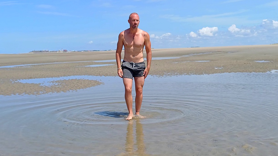 Seb-Alex-Assistant.jpg, OCT 2024 Keumgay.com